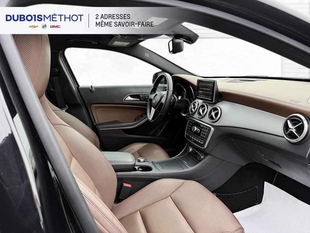 Mercedes-Benz GLA-Class GLA 250, 4 MATIC, CUIR, TOIT, AWD, GPS !!! 2015 à Plessisville, Québec - 17 - w1024h768px