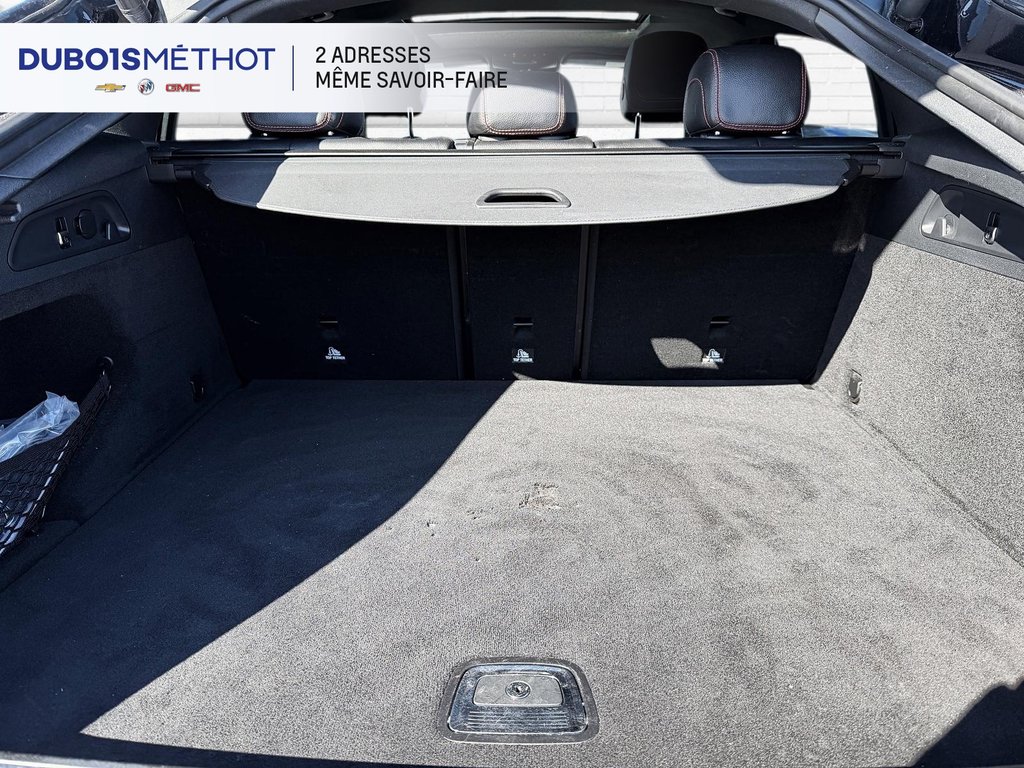 Mercedes-Benz GLC 300, 4 MATIC 2023 à Plessisville, Québec - 12 - w1024h768px