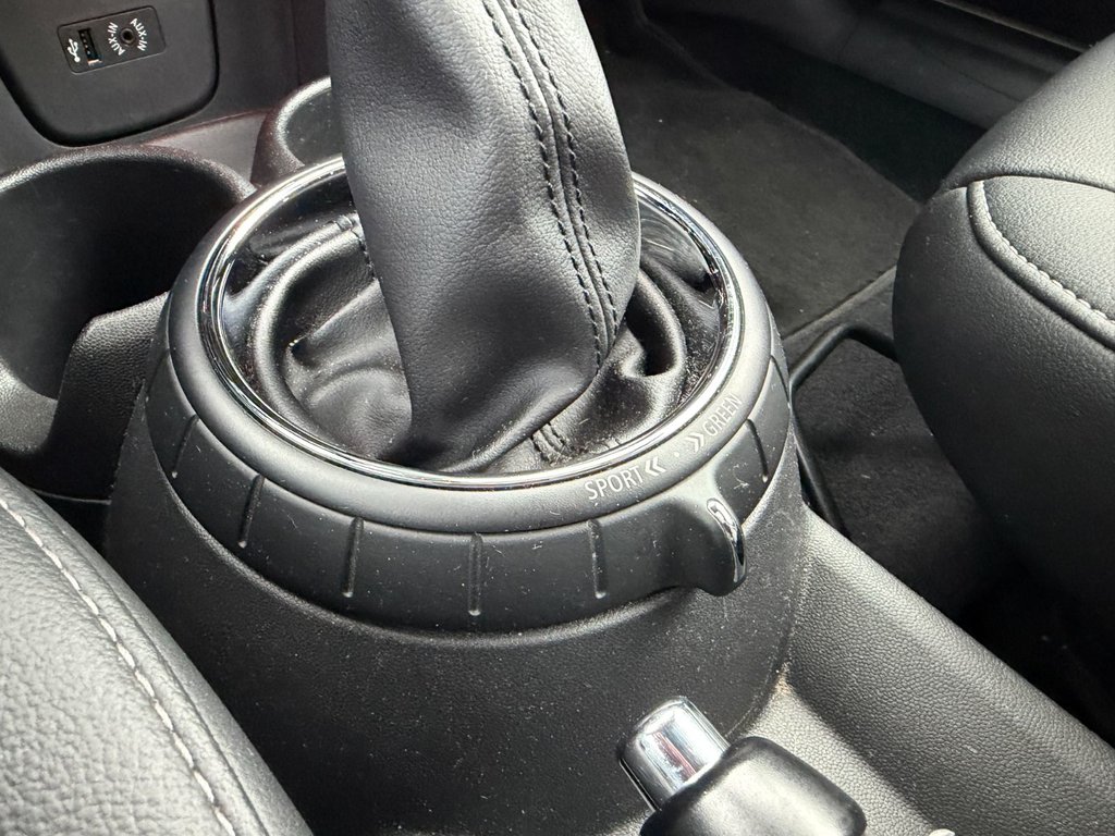 2014 MINI Cooper Hardtop in Plessisville, Quebec - 24 - w1024h768px