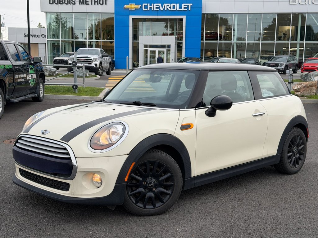 2014 MINI Cooper Hardtop in Plessisville, Quebec - 1 - w1024h768px