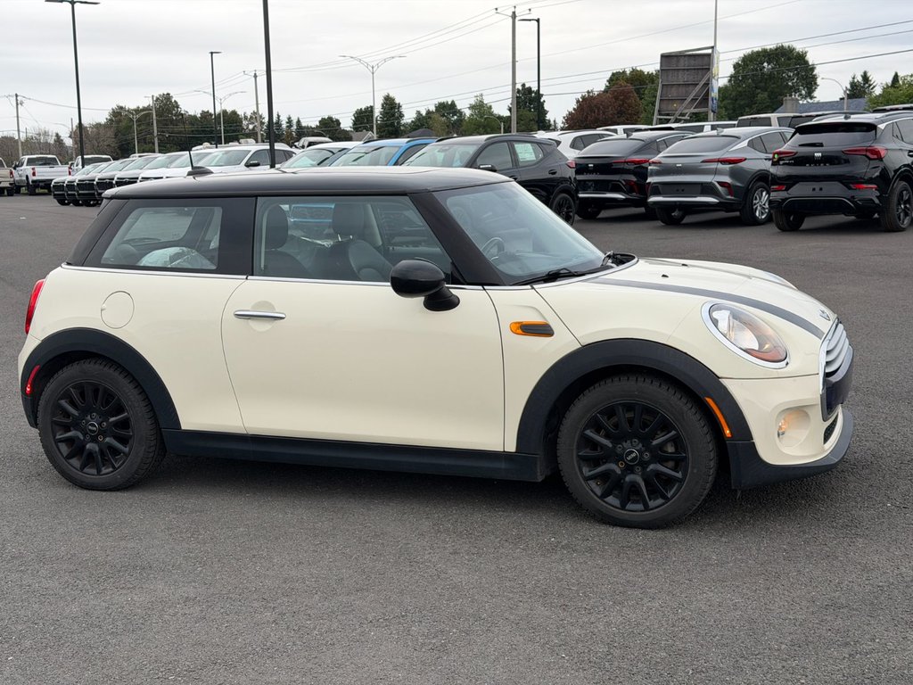 2014 MINI Cooper Hardtop in Plessisville, Quebec - 8 - w1024h768px