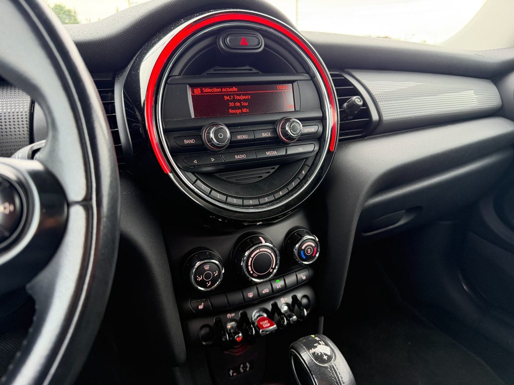 2014 MINI Cooper Hardtop in Plessisville, Quebec - 18 - w1024h768px