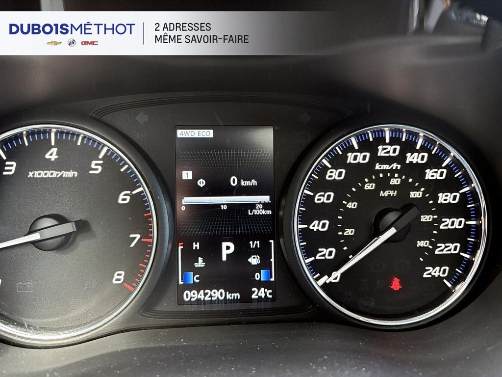 2017 Mitsubishi Outlander in Victoriaville, Quebec - 35 - w1024h768px