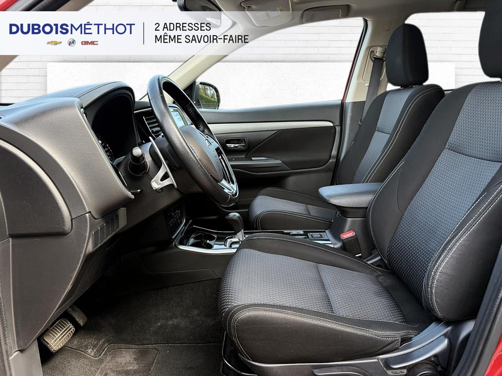2017 Mitsubishi Outlander in Victoriaville, Quebec - 20 - w1024h768px