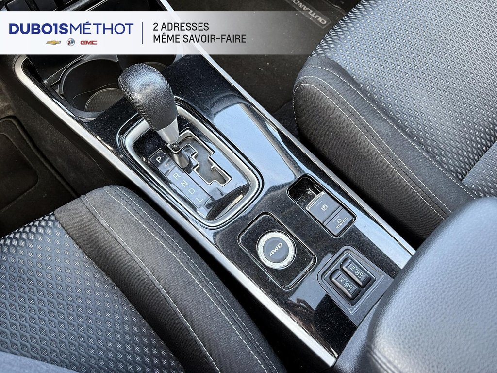 2017 Mitsubishi Outlander in Victoriaville, Quebec - 32 - w1024h768px