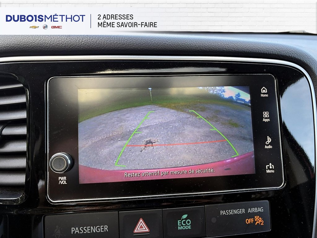 2017 Mitsubishi Outlander in Victoriaville, Quebec - 30 - w1024h768px