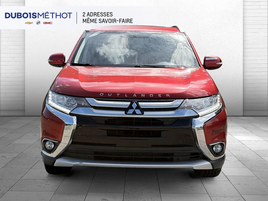 2017 Mitsubishi Outlander in Victoriaville, Quebec - 3 - w1024h768px