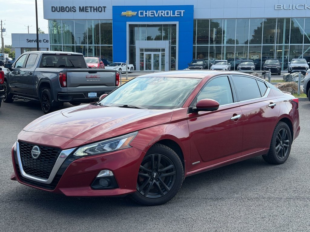 Nissan Altima  2019 à Victoriaville, Québec - 1 - w1024h768px
