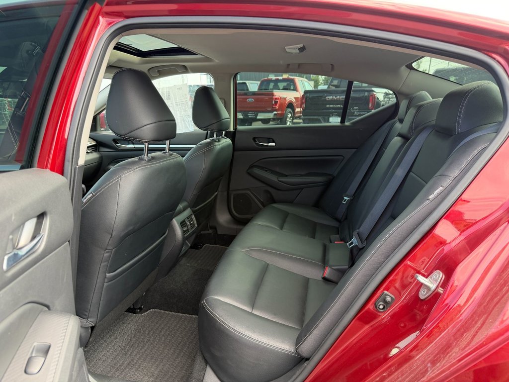 Nissan Altima  2019 à Victoriaville, Québec - 11 - w1024h768px