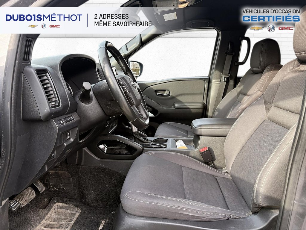 Nissan Frontier SV MIDNIGHT, 4X4, CREW, SIEGES + VOLANT CHAUFFANT 2023 à Victoriaville, Québec - 9 - w1024h768px
