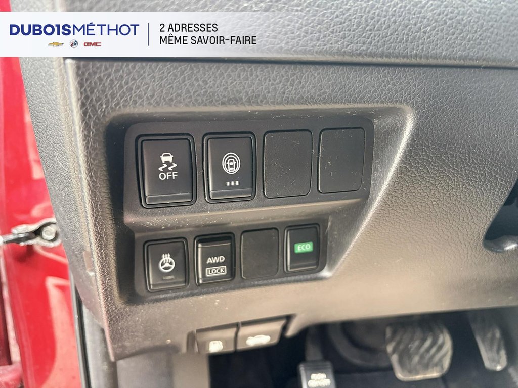 Nissan Qashqai SL, AWD, CUIR, TOIT, 2.0L !!! 2017 à Plessisville, Québec - 20 - w1024h768px