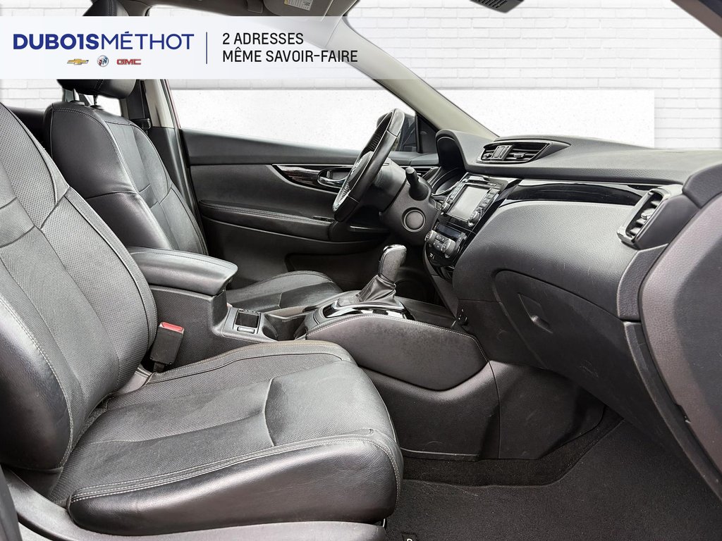 Nissan Qashqai SL, AWD, CUIR, TOIT, 2.0L !!! 2017 à Plessisville, Québec - 14 - w1024h768px