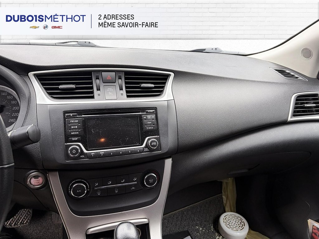 2015 Nissan Sentra in Plessisville, Quebec - 4 - w1024h768px
