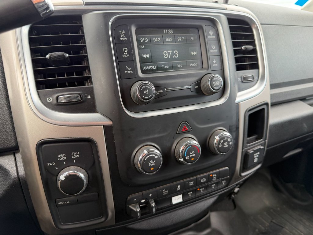 2017 Ram 3500 in Victoriaville, Quebec - 31 - w1024h768px