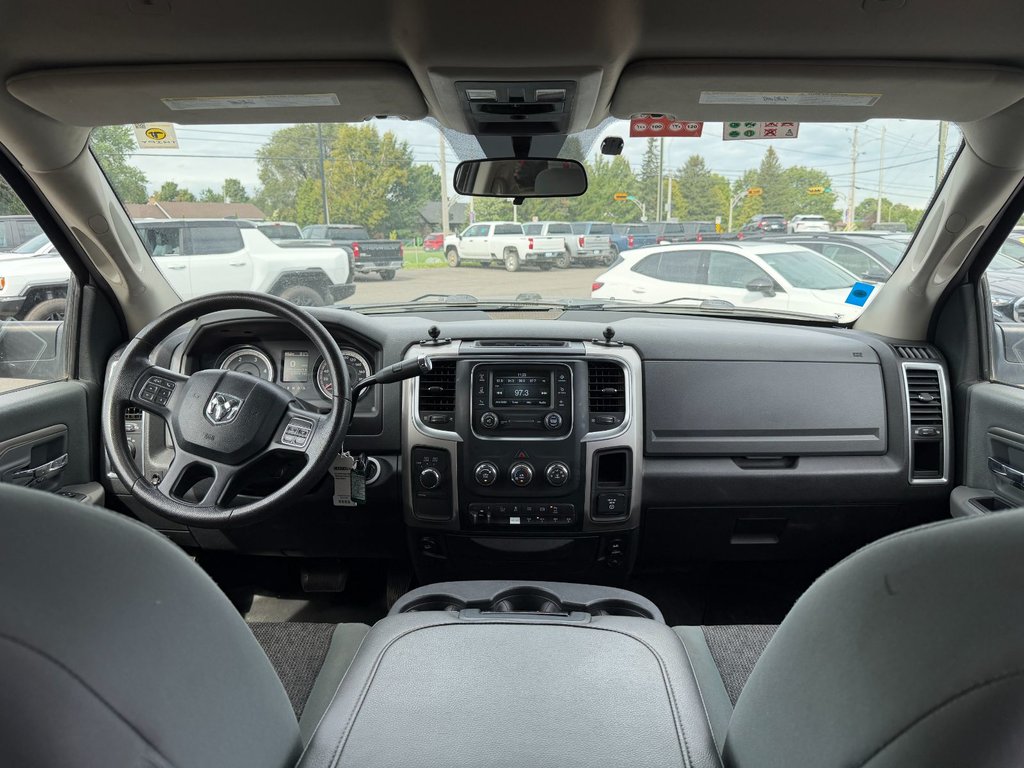 2017 Ram 3500 in Victoriaville, Quebec - 20 - w1024h768px