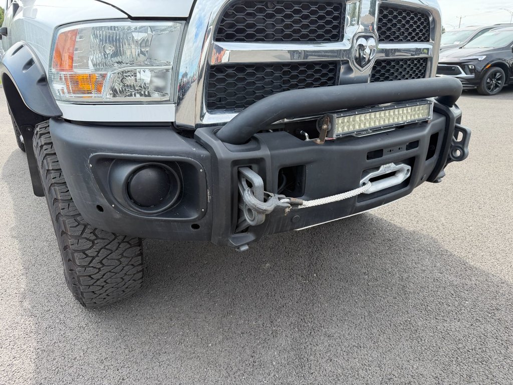 2017 Ram 3500 in Victoriaville, Quebec - 12 - w1024h768px