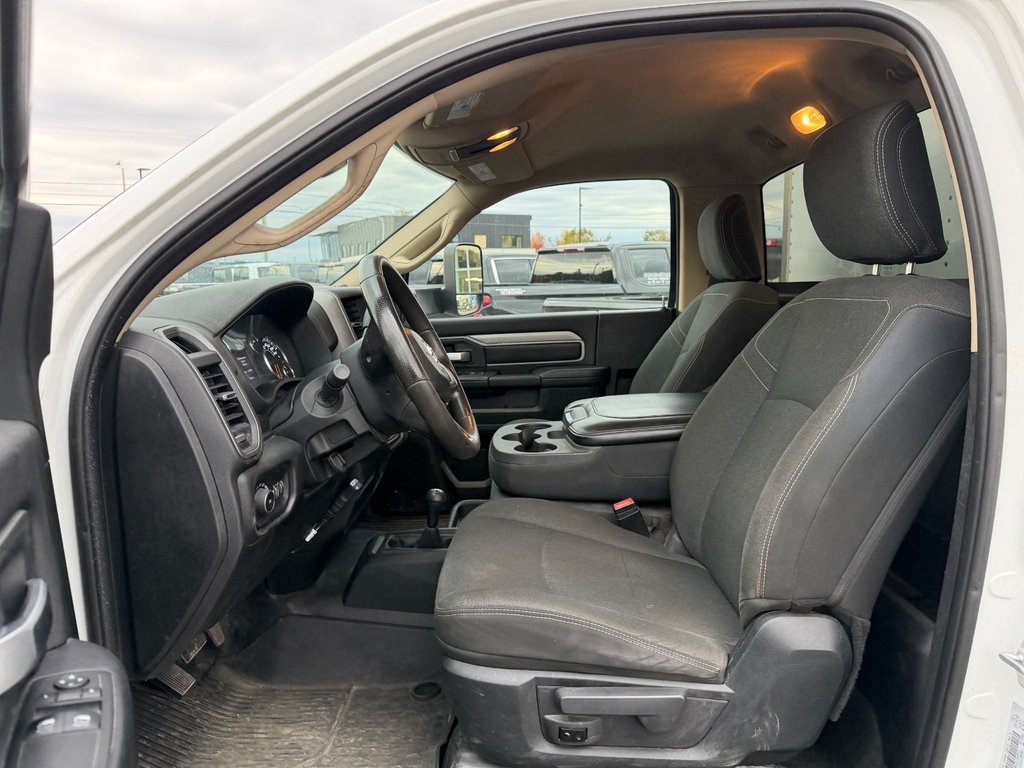 Ram 5500 Chassis  2019 à Victoriaville, Québec - 12 - w1024h768px