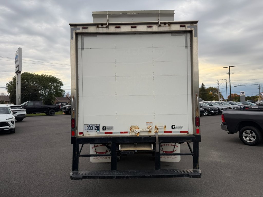 Ram 5500 Chassis  2019 à Victoriaville, Québec - 4 - w1024h768px