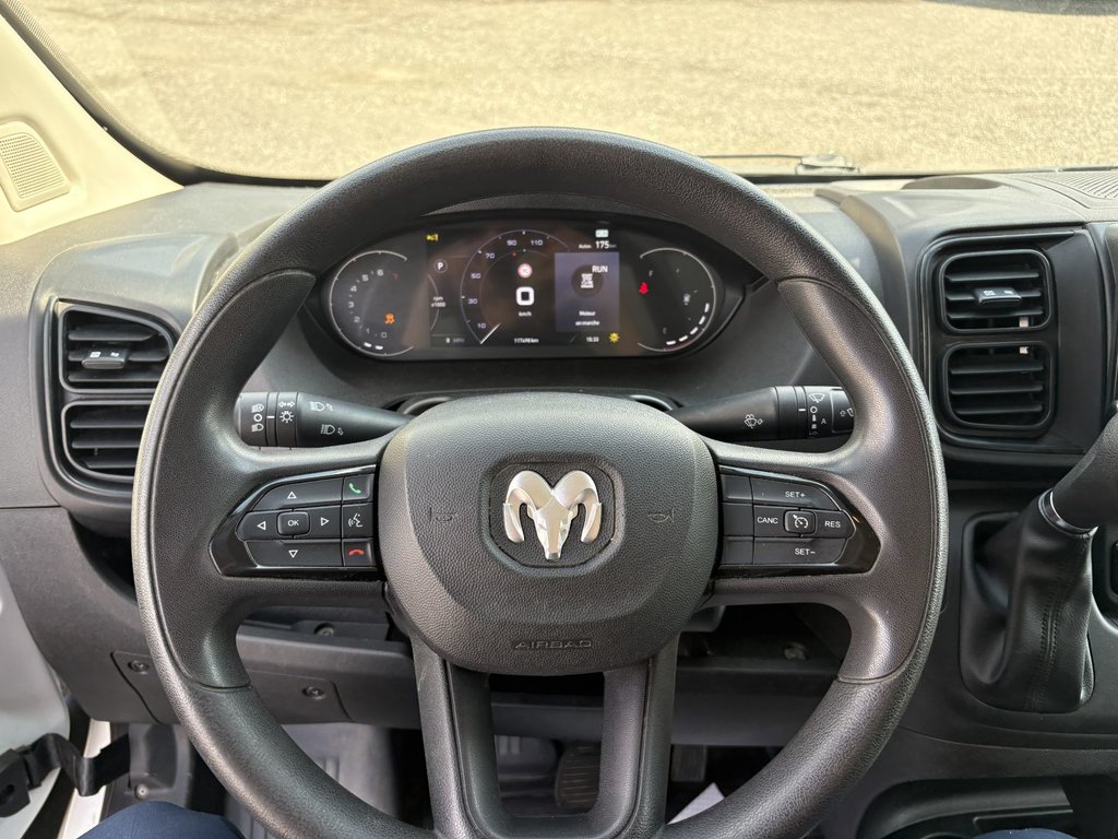 2022 Ram ProMaster Chassis Cab in Victoriaville, Quebec - 19 - w1024h768px