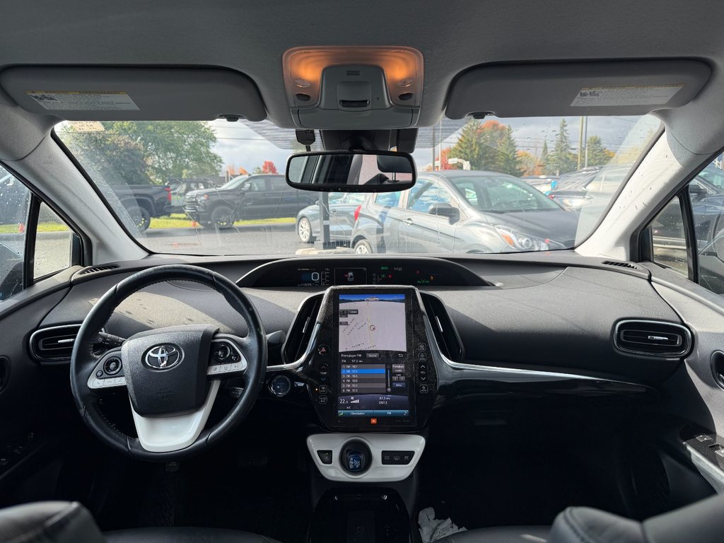 2017 Toyota Prius Prime in Victoriaville, Quebec - 7 - w1024h768px