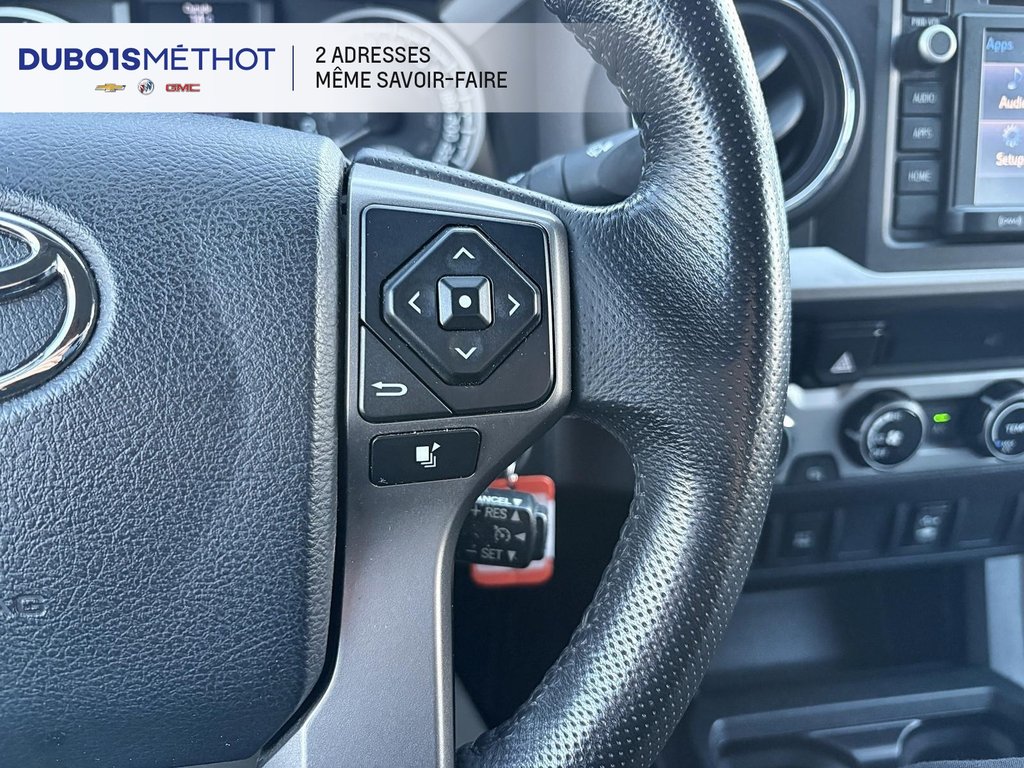 2017 Toyota Tacoma in Victoriaville, Quebec - 25 - w1024h768px