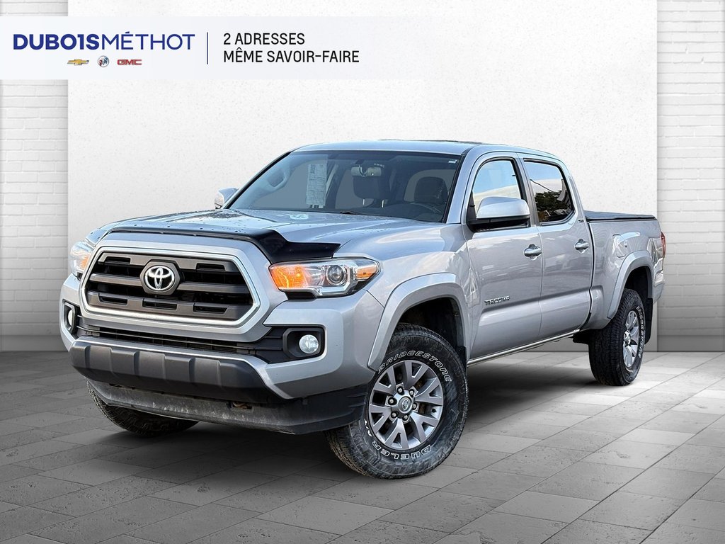 2017 Toyota Tacoma in Victoriaville, Quebec - 1 - w1024h768px