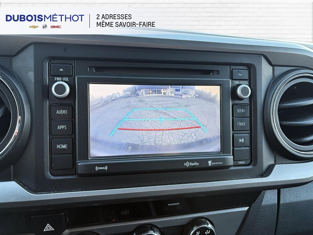2017 Toyota Tacoma in Victoriaville, Quebec - 28 - w1024h768px
