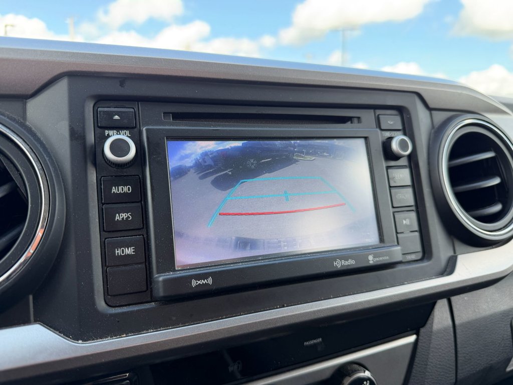 Toyota Tacoma  2017 à Victoriaville, Québec - 18 - w1024h768px