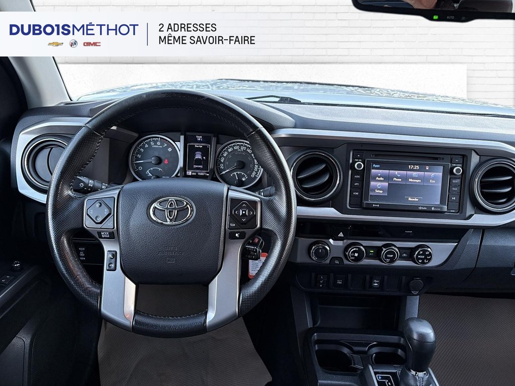2017 Toyota Tacoma in Victoriaville, Quebec - 17 - w1024h768px