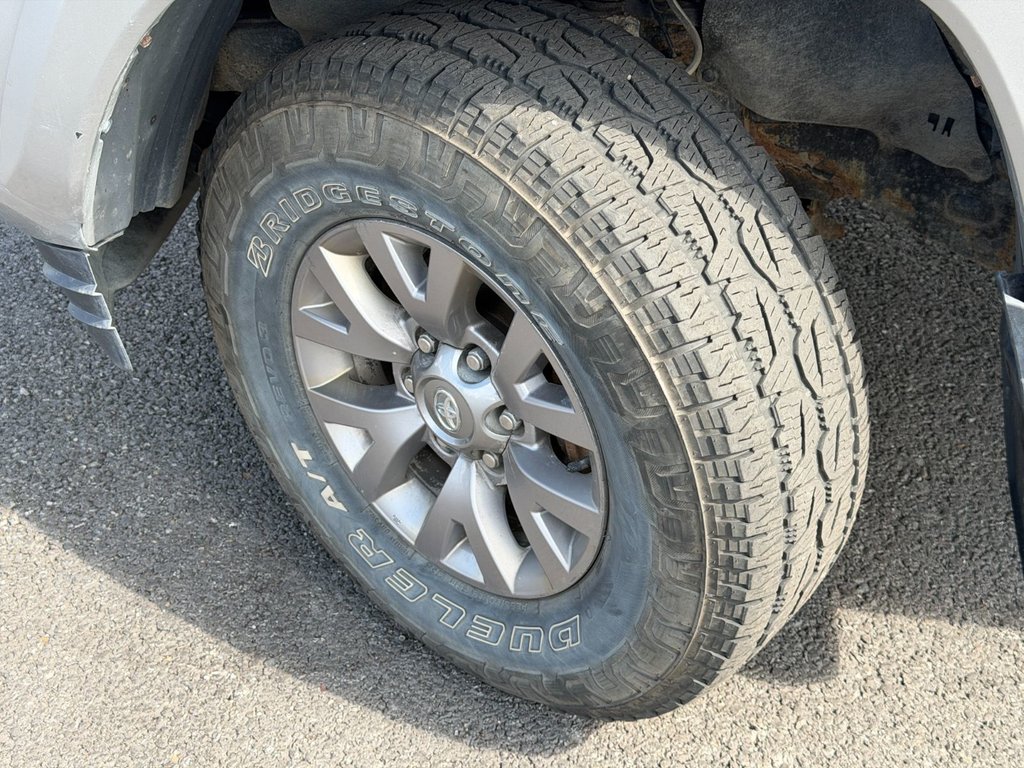 Toyota Tacoma  2017 à Victoriaville, Québec - 23 - w1024h768px