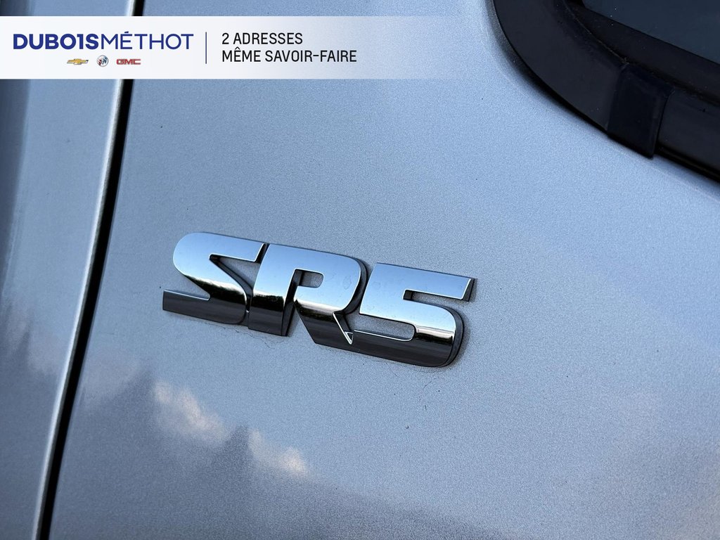 2017 Toyota Tacoma in Victoriaville, Quebec - 10 - w1024h768px