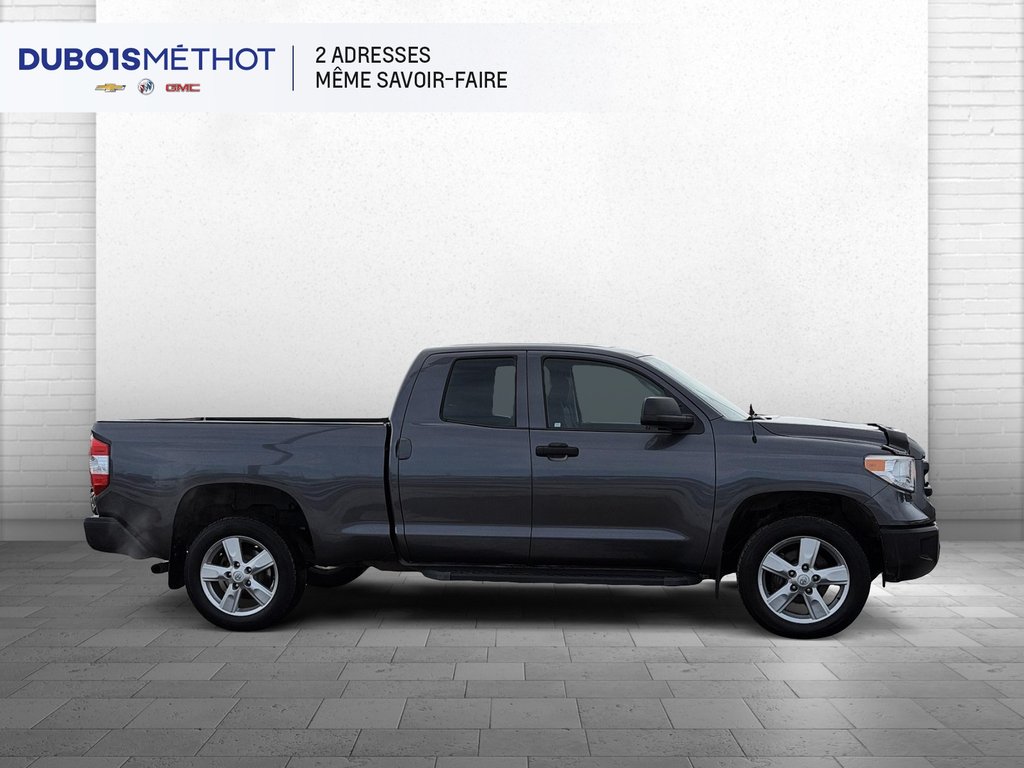 Toyota Tundra SR, V8 5.7L, 4X4, BAS KILOMETRAGE !!! 2015 à Plessisville, Québec - 8 - w1024h768px
