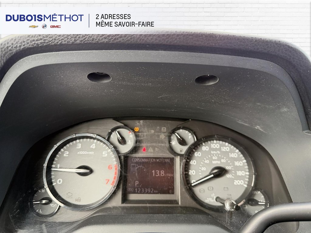 Toyota Tundra SR, V8 5.7L, 4X4, BAS KILOMETRAGE !!! 2015 à Plessisville, Québec - 25 - w1024h768px