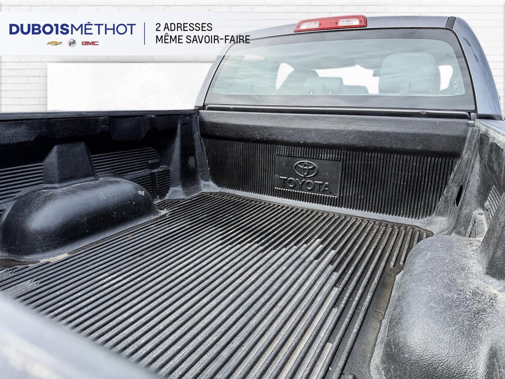 Toyota Tundra SR, V8 5.7L, 4X4, BAS KILOMETRAGE !!! 2015 à Plessisville, Québec - 11 - w1024h768px