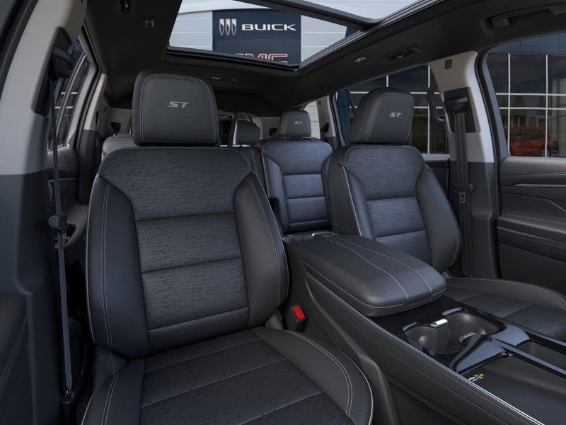 2026 Buick Enclave Sport Touring in Victoriaville, Quebec - 6 - w1024h768px