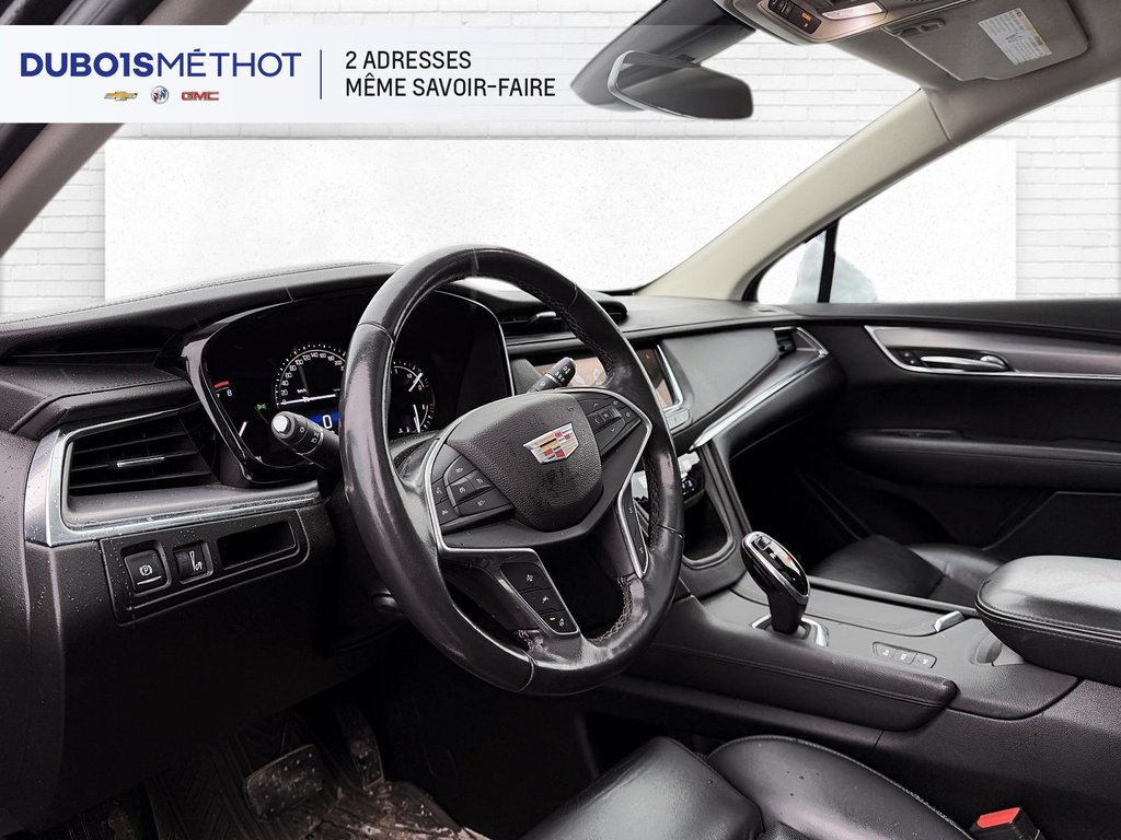 2017 Cadillac XT5 LUXURY AWD, V6 3.6L, CUIR, TOIT in Victoriaville, Quebec - 19 - w1024h768px