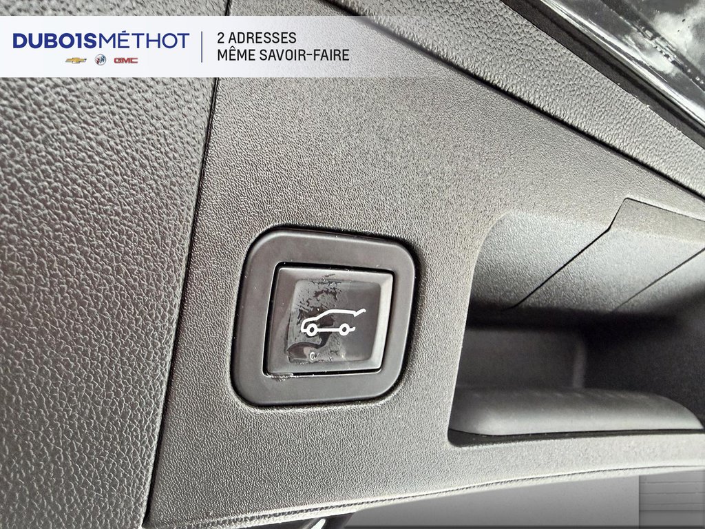 2017 Cadillac XT5 LUXURY AWD, V6 3.6L, CUIR, TOIT in Victoriaville, Quebec - 12 - w1024h768px