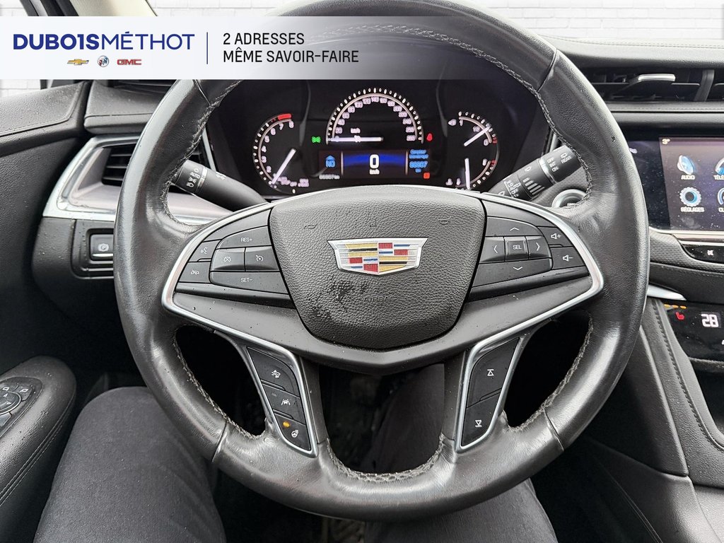 2017 Cadillac XT5 LUXURY AWD, V6 3.6L, CUIR, TOIT in Victoriaville, Quebec - 27 - w1024h768px