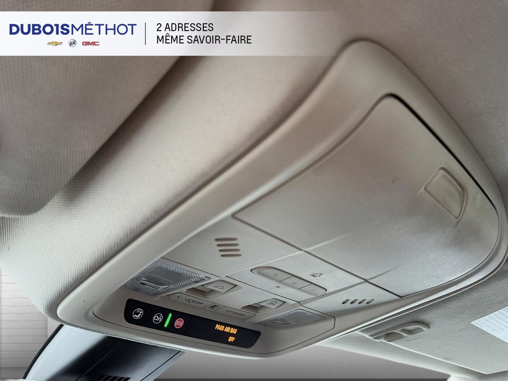 2017 Cadillac XT5 LUXURY AWD, V6 3.6L, CUIR, TOIT in Victoriaville, Quebec - 31 - w1024h768px