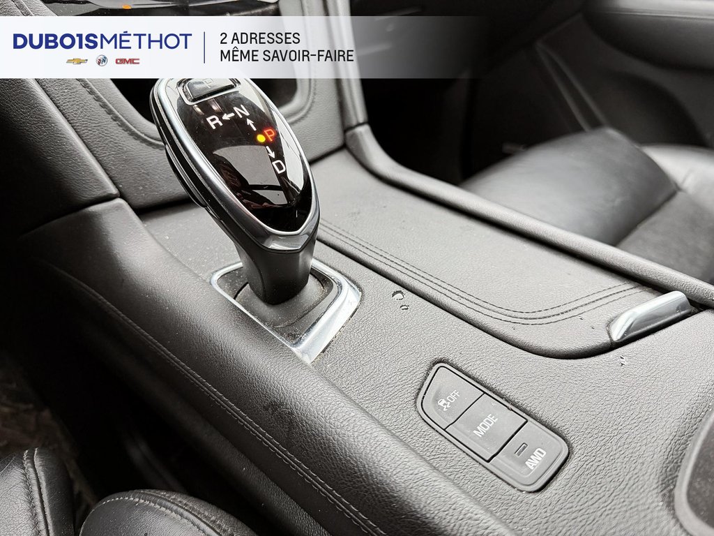 2017 Cadillac XT5 LUXURY AWD, V6 3.6L, CUIR, TOIT in Victoriaville, Quebec - 24 - w1024h768px