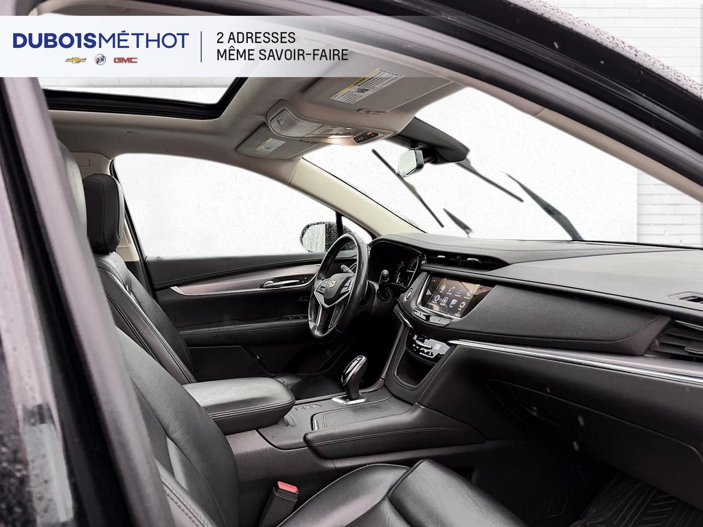 2017 Cadillac XT5 LUXURY AWD, V6 3.6L, CUIR, TOIT in Victoriaville, Quebec - 17 - w1024h768px