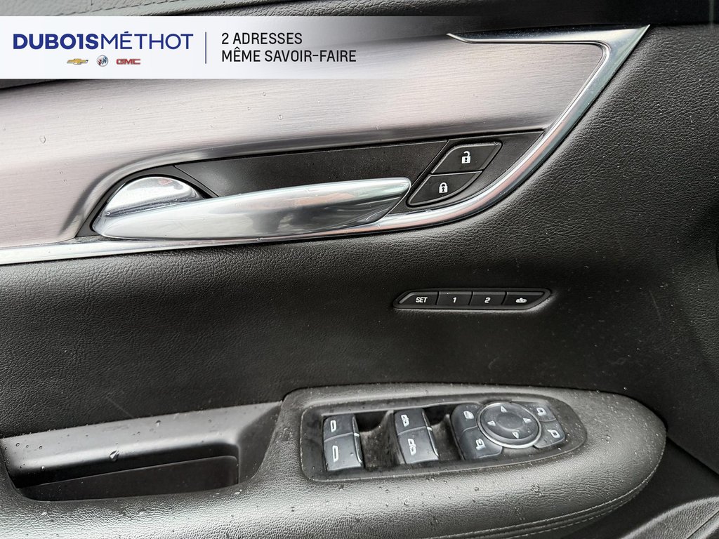 2017 Cadillac XT5 LUXURY AWD, V6 3.6L, CUIR, TOIT in Victoriaville, Quebec - 20 - w1024h768px