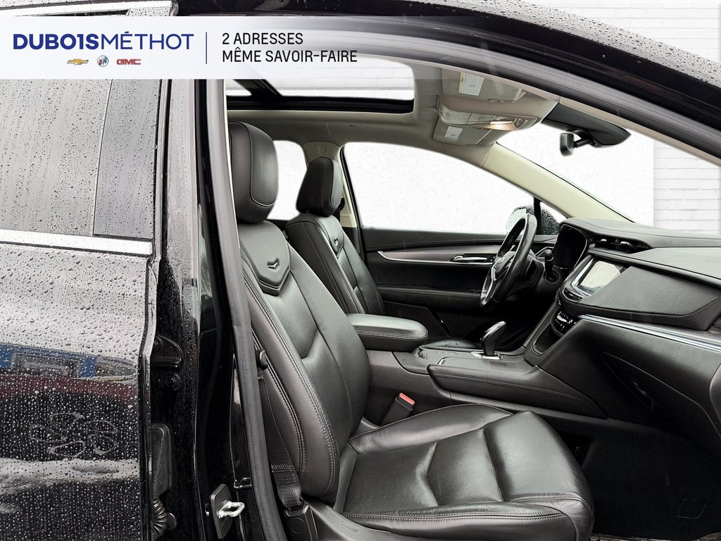 2017 Cadillac XT5 LUXURY AWD, V6 3.6L, CUIR, TOIT in Victoriaville, Quebec - 16 - w1024h768px