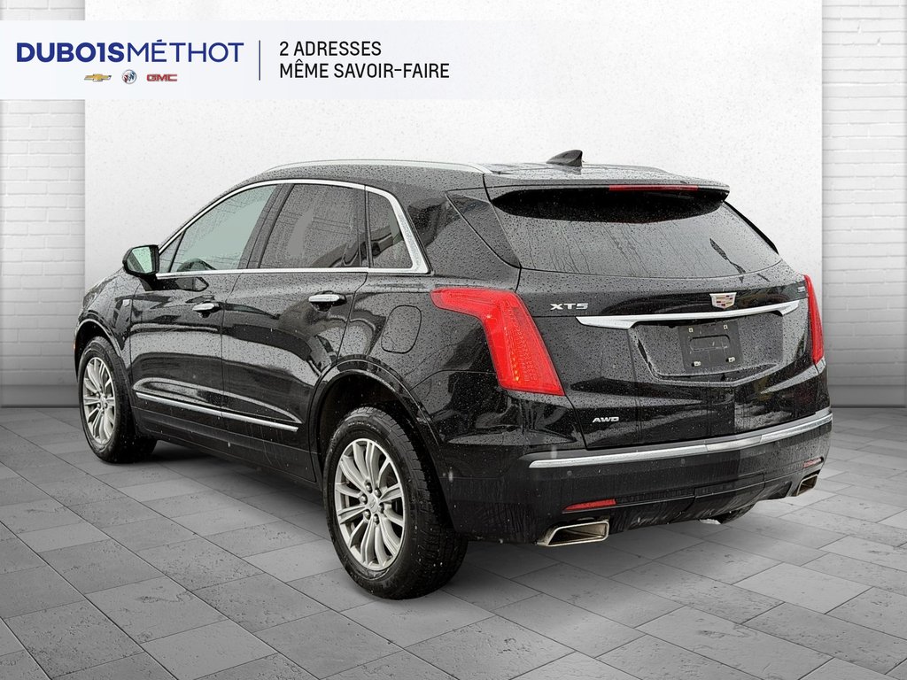 2017 Cadillac XT5 LUXURY AWD, V6 3.6L, CUIR, TOIT in Victoriaville, Quebec - 5 - w1024h768px