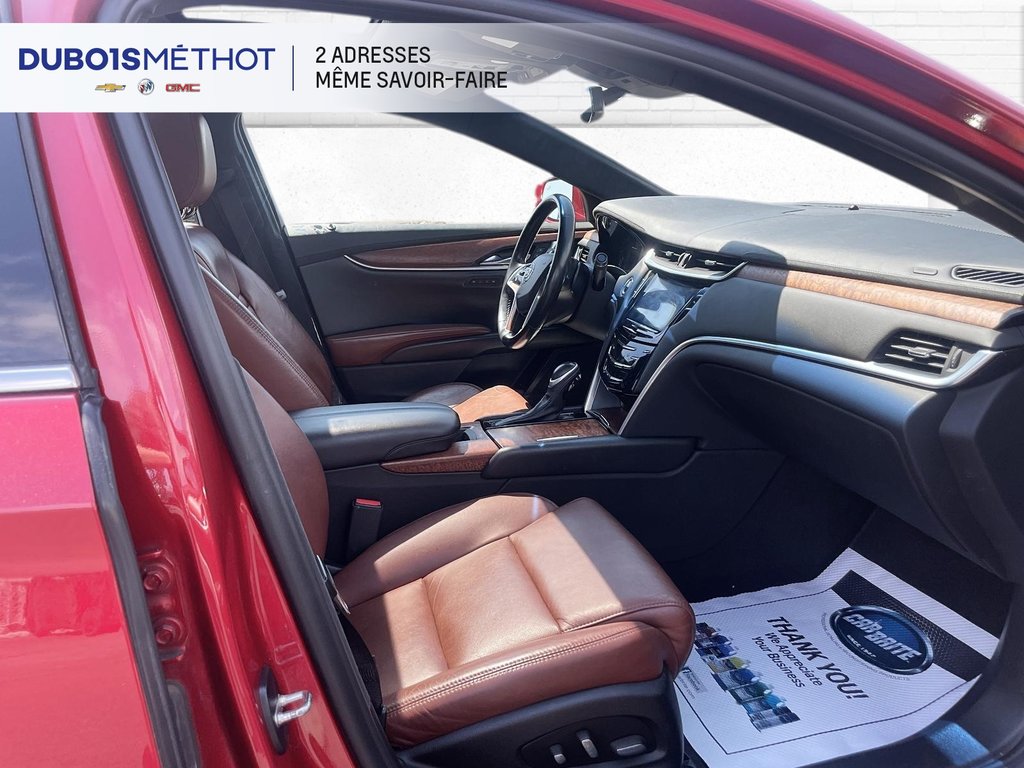 Cadillac XTS 4 AWD, LUXURY, CUIR, TOIT, V6 3.6L BERLINE!!! 2015 à Plessisville, Québec - 15 - w1024h768px