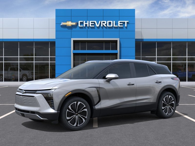 Chevrolet BLAZER EV 4LT A TI AWD LT 2025 à Victoriaville, Québec - 2 - w1024h768px