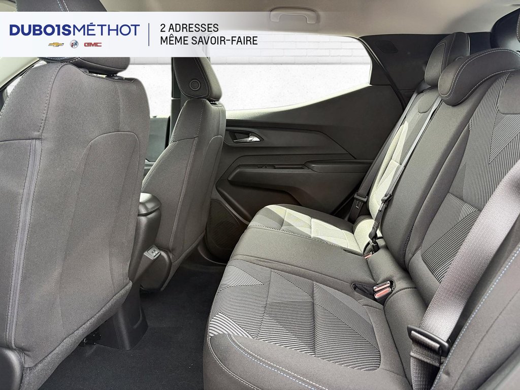 2027 Chevrolet Bolt in Victoriaville, Quebec - 5 - w1024h768px