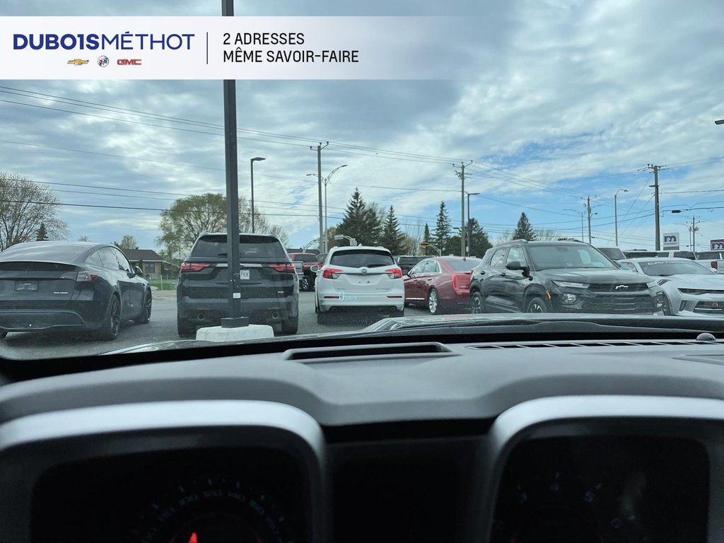 Chevrolet Camaro V6 3.6L, LT, CONVERTIBLE, AUTOMATIQUE, COUPE !!! 2015 à Plessisville, Québec - 16 - w1024h768px