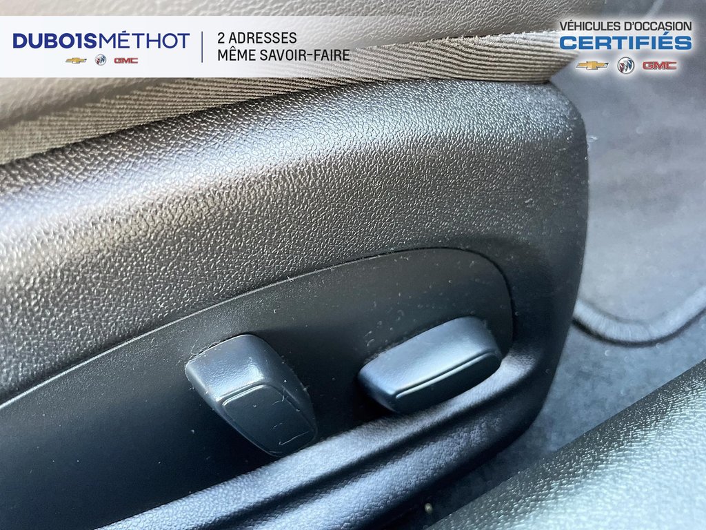 2020 Chevrolet Camaro CONVERTIBLE, 2LT, V6 3.6L, CUIR, BOSE !!! in Victoriaville, Quebec - 18 - w1024h768px