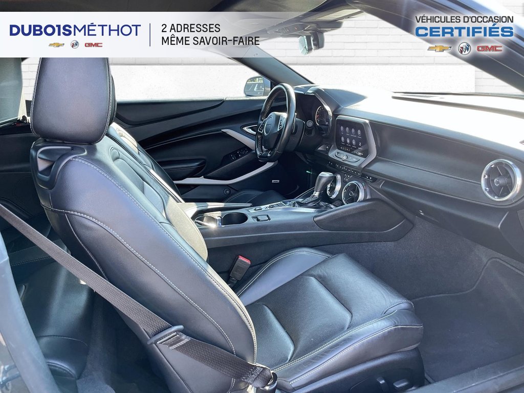 2020 Chevrolet Camaro CONVERTIBLE, 2LT, V6 3.6L, CUIR, BOSE !!! in Victoriaville, Quebec - 16 - w1024h768px
